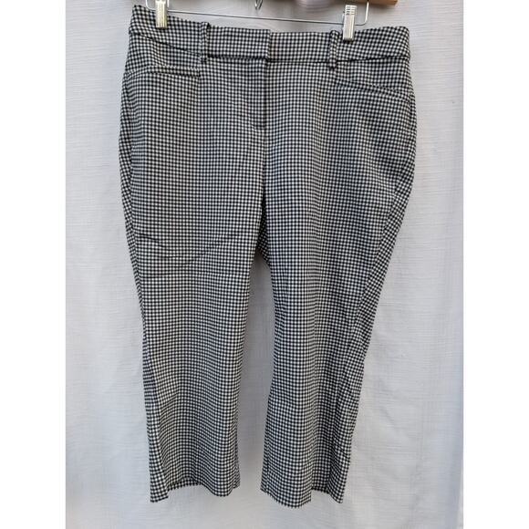 Lane Bryant Pants - Lane Bryant Womens Slim Capri 4-Season Pants Mid-Rise Black Gingham Size 14P